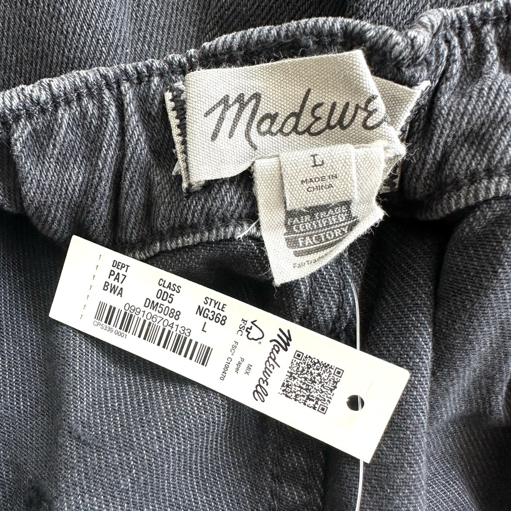Madewell High Waisted Superwide-Leg Jeans in Bessemer Wash - Picture 6 of 7